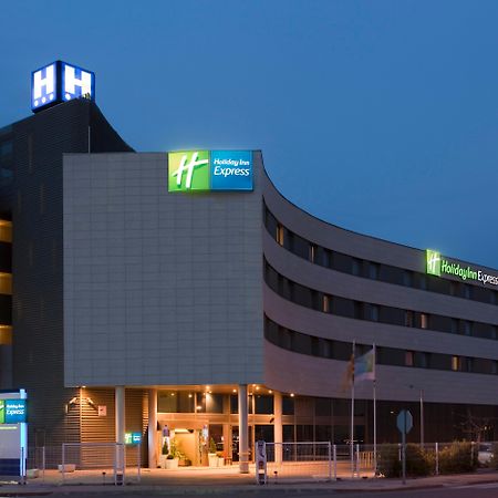 Holiday Inn Express Molins De Rei, An Ihg Hotel Kültér fotó