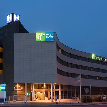 Holiday Inn Express Molins De Rei By Ihg Kültér fotó