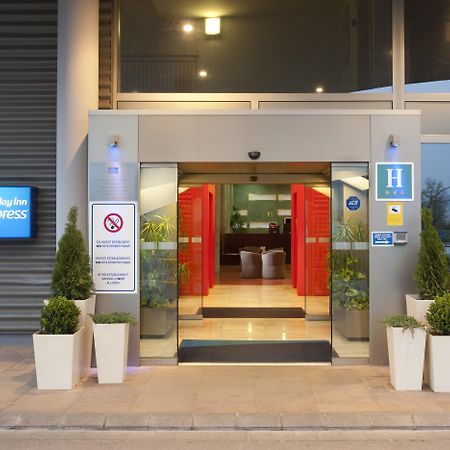 Holiday Inn Express Molins De Rei By Ihg Kültér fotó