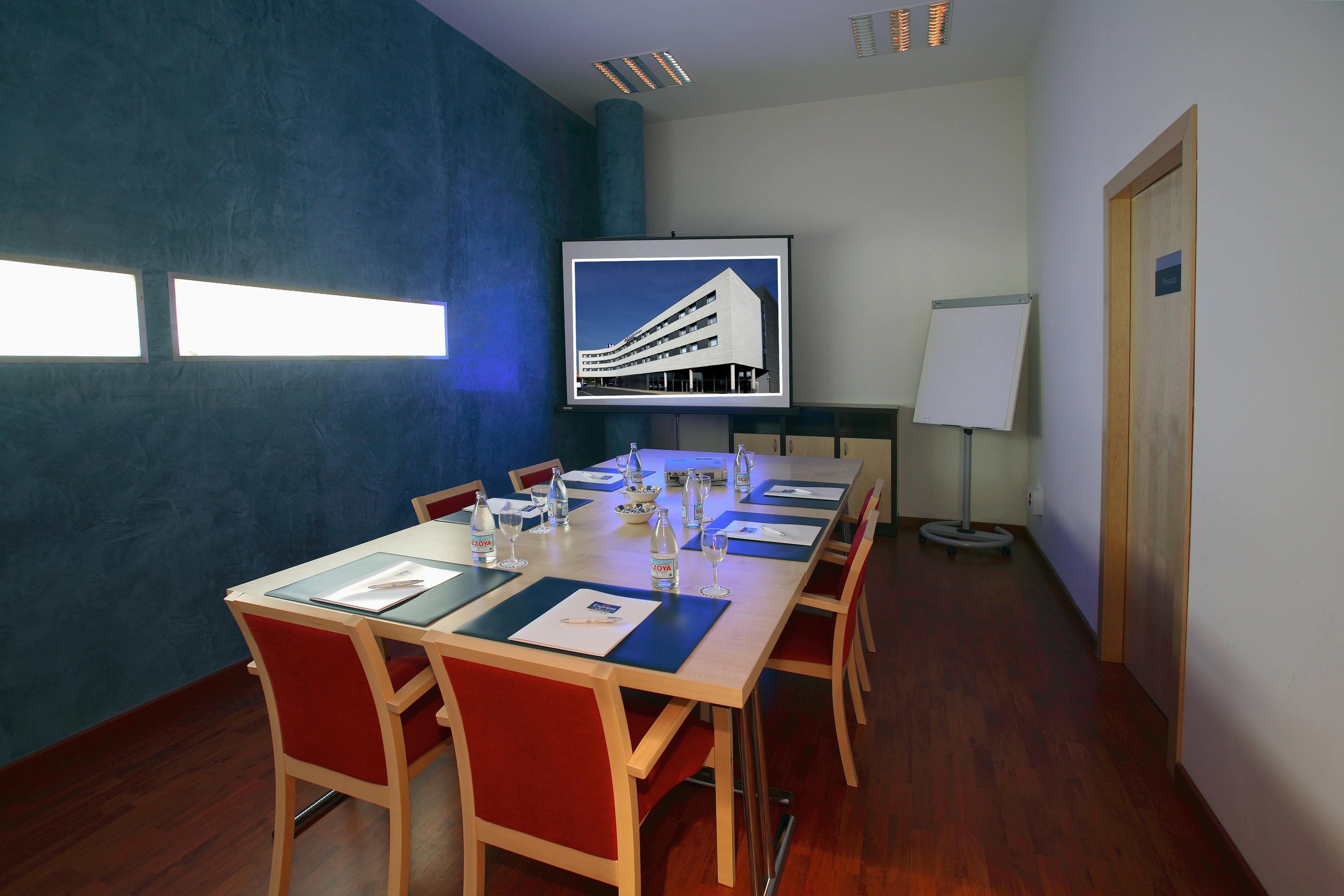 Holiday Inn Express Molins De Rei By Ihg Létesítmények fotó