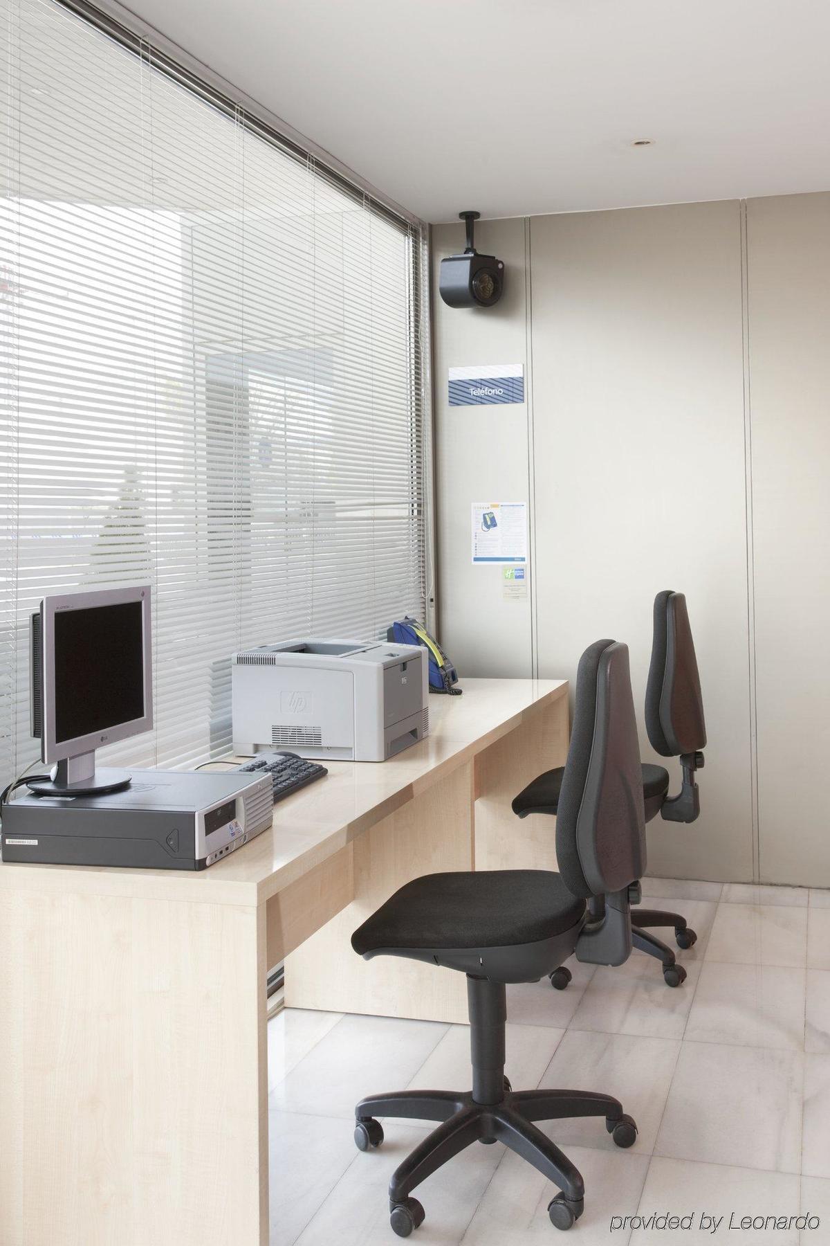 Holiday Inn Express Molins De Rei By Ihg Létesítmények fotó
