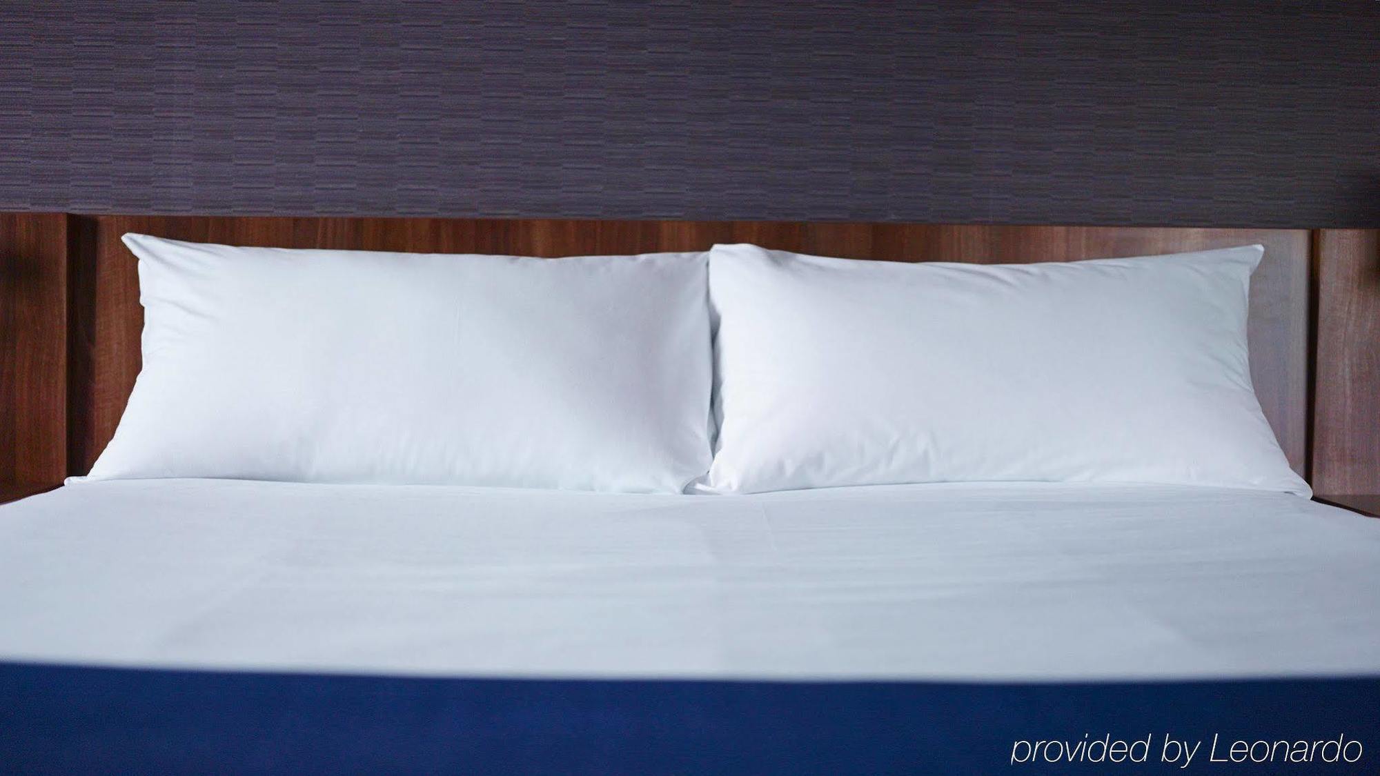 Holiday Inn Express Molins De Rei By Ihg Kültér fotó